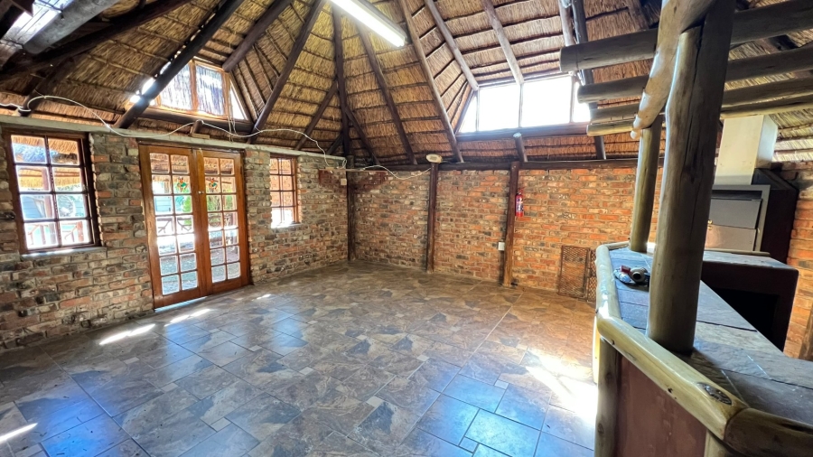 3 Bedroom Property for Sale in Langenhovenpark Free State